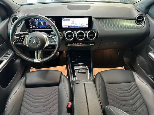 Mercedes-Benz B220 4 MATIC MICROHIBRIDO B220 4 MATIC MICROHIBRIDO