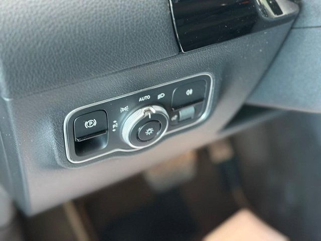 Mercedes-Benz B220 4 MATIC MICROHIBRIDO B220 4 MATIC MICROHIBRIDO