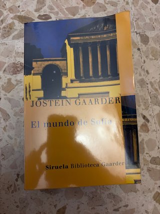 El mundo de Sofía Novela sobre la historia de l...