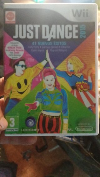 2juegos1volante2mandos completos de wii 60€