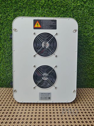 Lámpara LED de cultivo de 1200 W