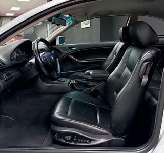 BMW SERIE 3 330CiA E46 COUPE - M54b30