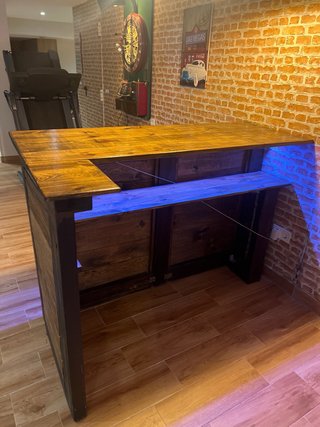Barra de Bar de Madera Rústica
