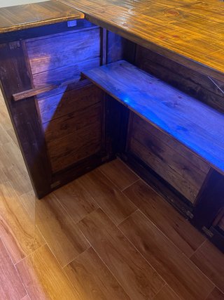 Barra de Bar de Madera Rústica