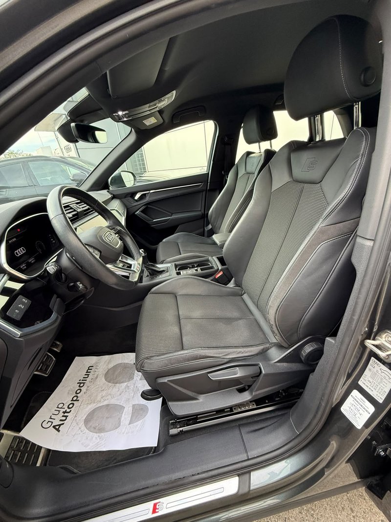 Audi Q3 2022, foto 11