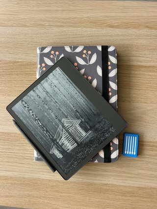Kindle Scribe con custodia e penna