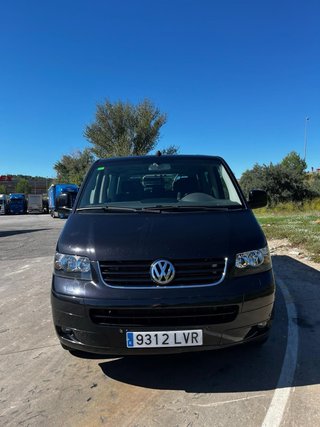 Se vende Volkswagen Multivan 2006