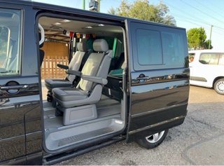 Se vende Volkswagen Multivan 2006