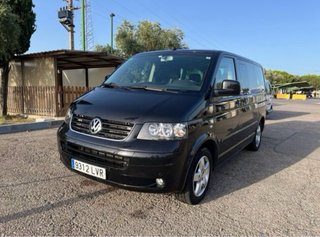 Se vende Volkswagen Multivan 2006
