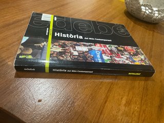 HISTÒRIA DEL MÓN CONTEMPORANI