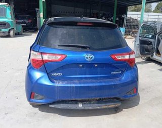 Toyota 456178 llanta yaris hybrid active
