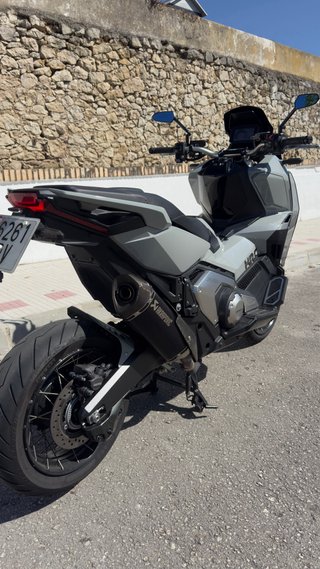Honda XADV 750