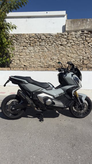 Honda XADV 750
