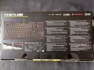 Teclado Corsair K70.