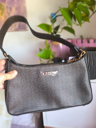 Bolso Guess Marrón y Dorado