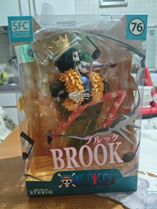 Figura Brook One Piece SFC