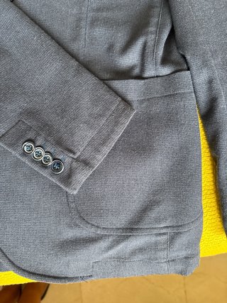 Americana gris hombre