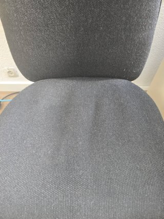 Silla de oficina gris