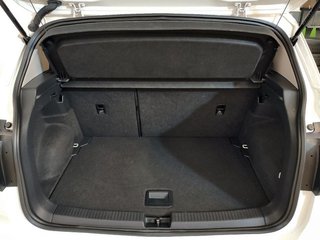 Volkswagen T-Cross 1.0 TSI 110 SPORT 5P (PACK KUZ Y VISIBILIDAD+CAMARA TRASERA)