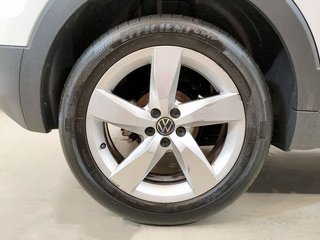 Volkswagen T-Cross 1.0 TSI 110 SPORT 5P (PACK KUZ Y VISIBILIDAD+CAMARA TRASERA)