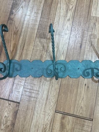 Perchero de Hierro Forjado Verde