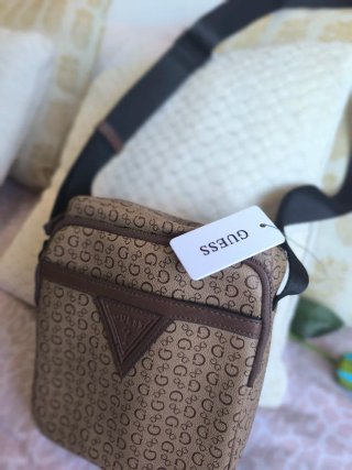 Bandolera Guess Beige y Marrón