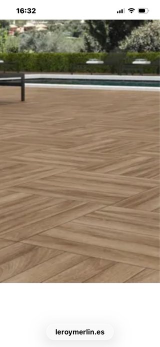 Baldosa o azulejo imitación madera exterior roble