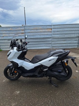 Honda ADV 350