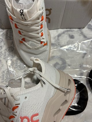 Zapatillas Running On Cloudsurfer Max