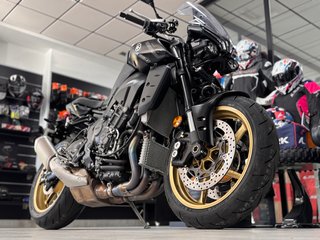 YAMAHA MT-10