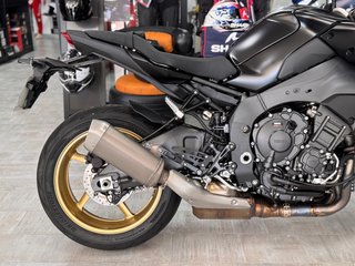 YAMAHA MT-10