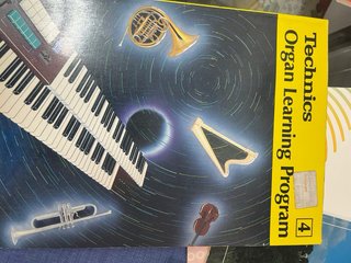 Libros de Piano y Órgano Suzuki y Más