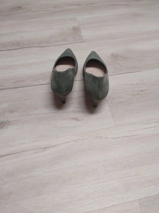 Zapatos tacón verde, talla 37