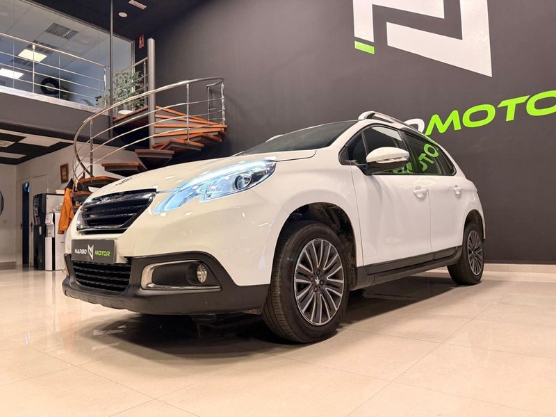 Peugeot 2008 1.2 VTI Active 2014, foto 3