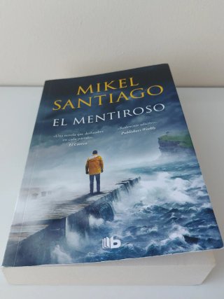 Libro "El Mentiroso" de Mikel Santiago