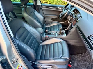 Volkswagen Golf 7 2.0 TDI Lim. Highline 4Motion