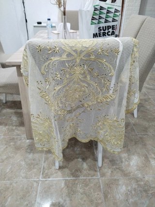Manteletas preciosas de Fallera Adulta en Oro.