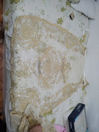 Manteletas preciosas de Fallera Adulta en Oro.