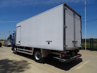 Scania P 230-CAMIONES FRIGORIFICOS