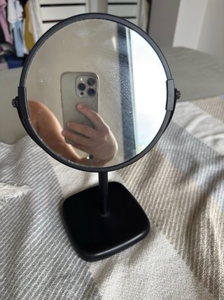 Espejo pequeño de baño Zara Home