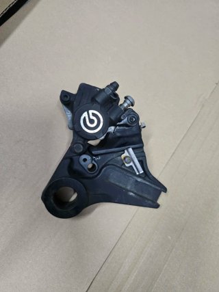 Pinza Freno Brembo S1000R Trasera