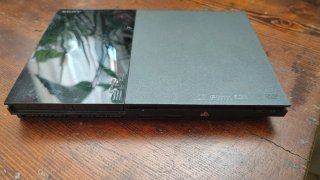 Sony PlayStation 2 (PS2)