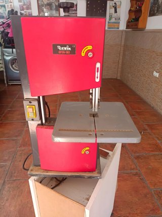 Serradora CEVIK CP28-182 para madera