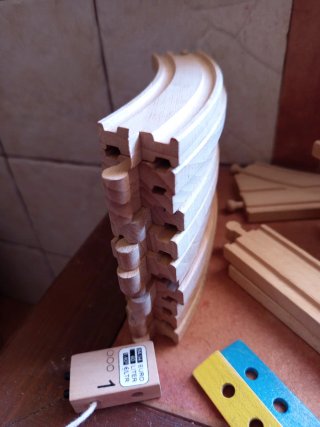 Tren y Pista de Madera