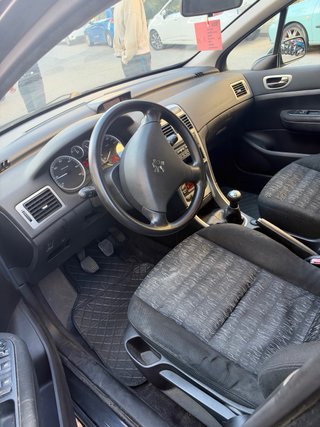 Peugeot 307 2004