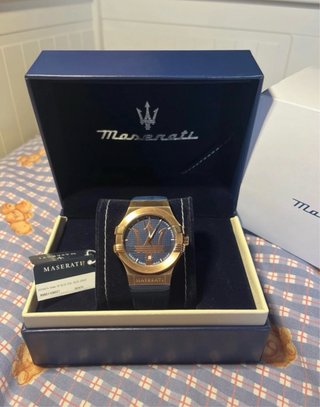 Reloj de lujo Maserati Dorado y azul