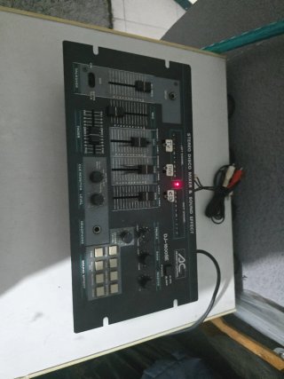 Mesa de Mezclas DJ Acoustic Control DJ-1600SE
