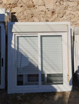 Ventana aluminio corredera 119x136