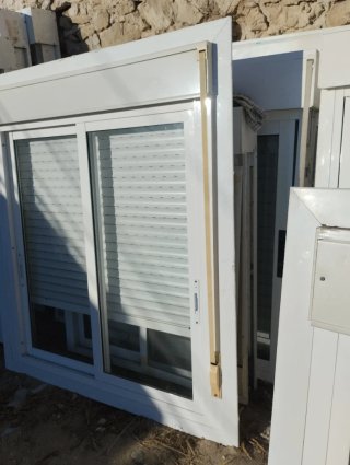 Ventana aluminio corredera 119x136
