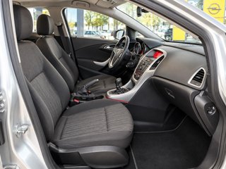 Opel Astra 2011